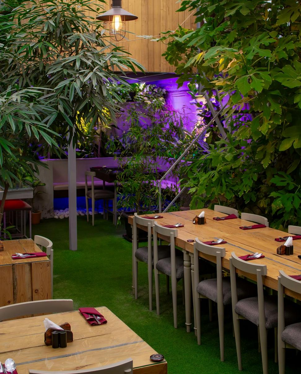 Harbourfront Bistro